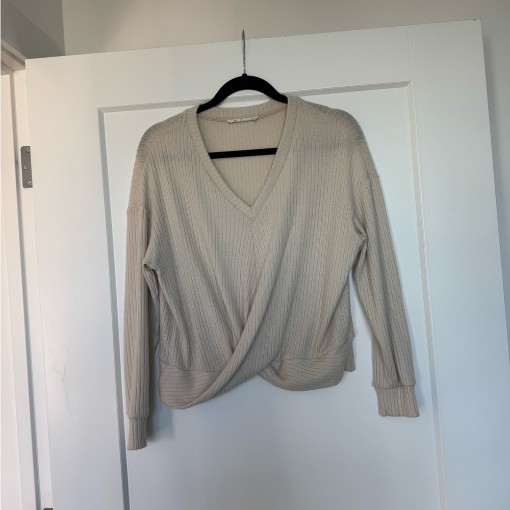 Lulu's Cream V-Neck Sweater